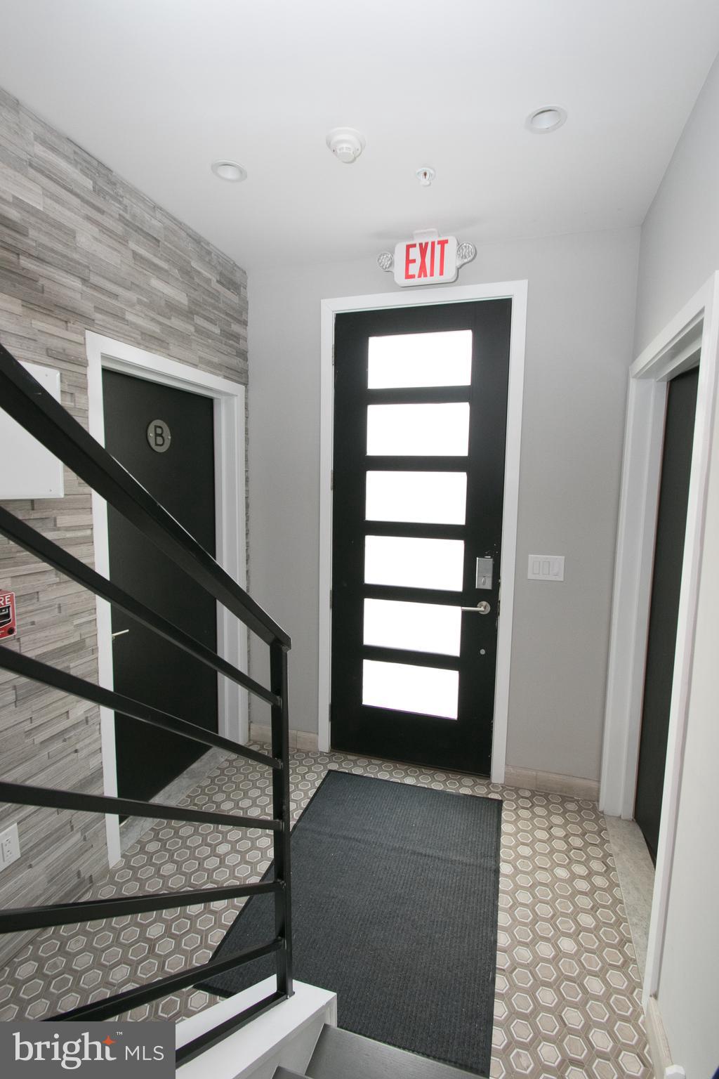 755 North Capitol Street Philadelphia, PA 19130 - Photo 47 of 47 a view of a hallway with windows