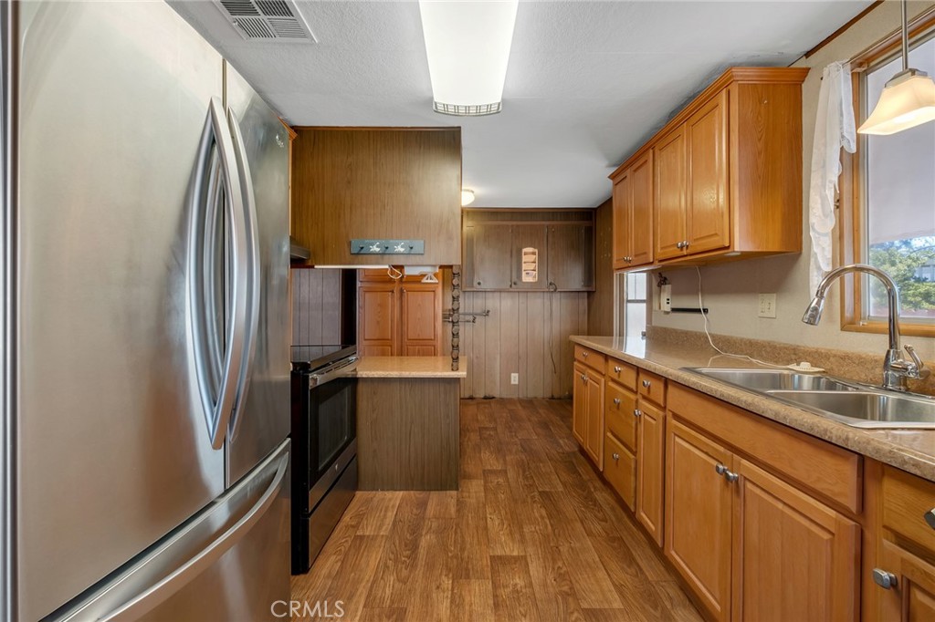 11414 Serra Road, Unit 38 Apple Valley, CA 92308 - Photo 10 of 25