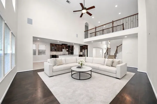 $3,850 | 4919 Blackwater Lane, Sugar Land, TX 77479