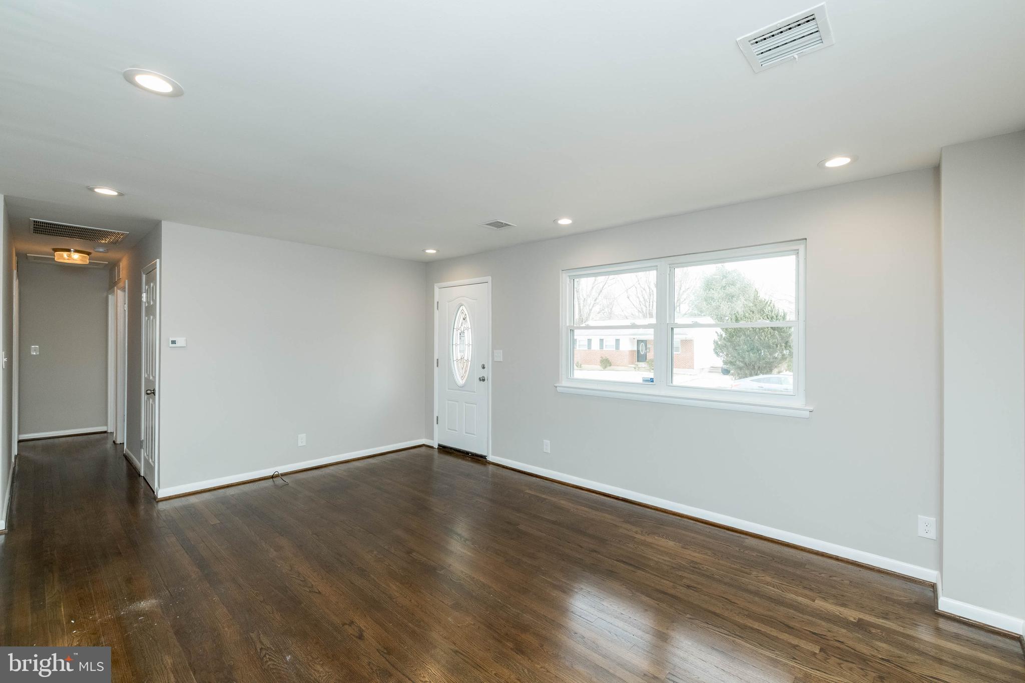 3814 Collier Road Randallstown, MD 21133 - Photo 3 of 40 Living Room
