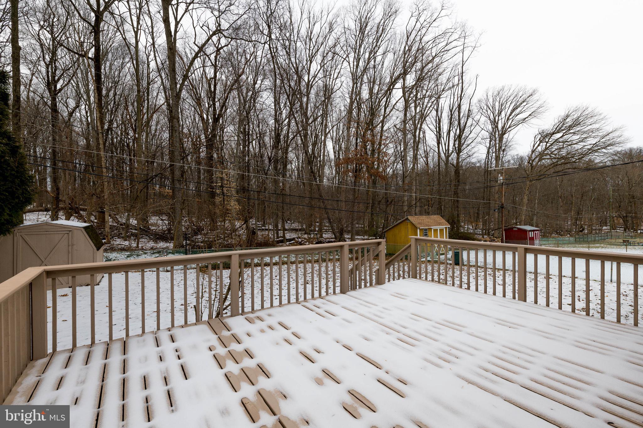 3814 Collier Road Randallstown, MD 21133 - Photo 33 of 40 Deck