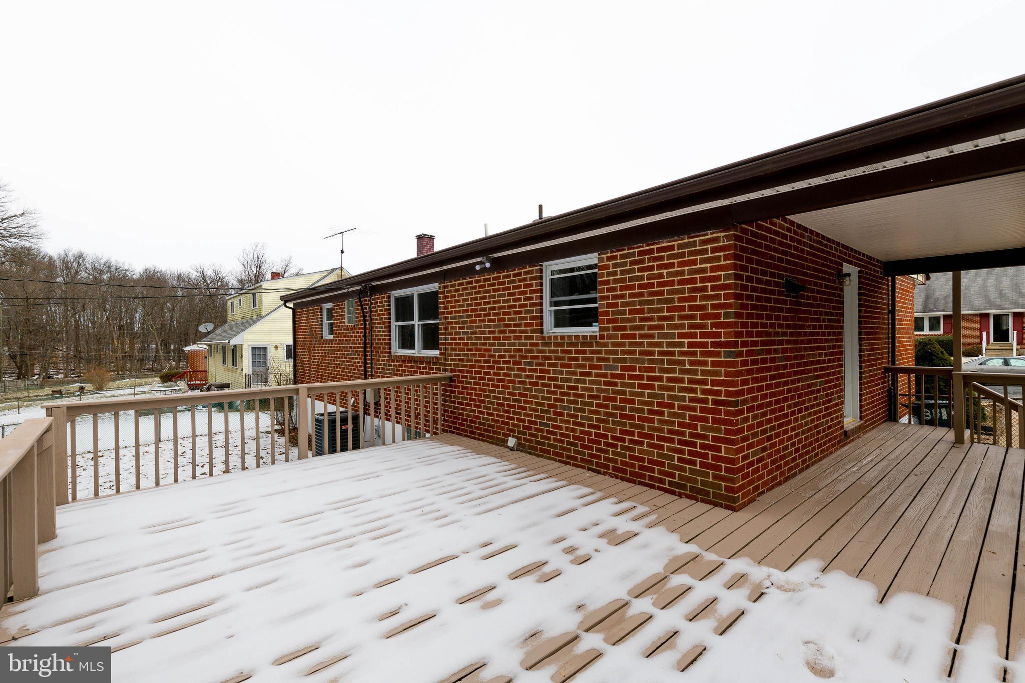 3814 Collier Road Randallstown, MD 21133 - Photo 34 of 40 Deck