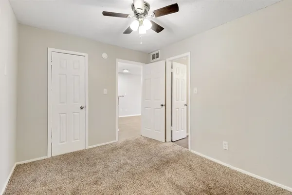 $900 | 1512 Broadmoor Drive, Unit B, Bryan, TX 77802
