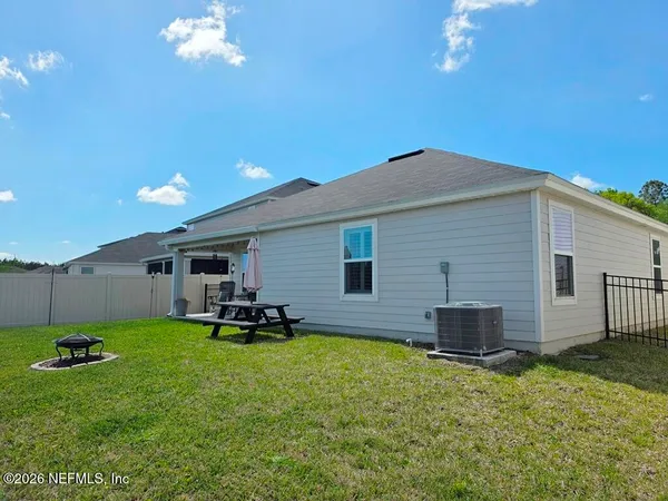 $2,300 | 11189 Buckner Lane, Jacksonville, FL 32222