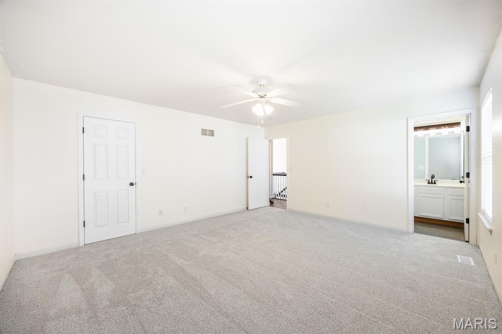 241 Brook Manor Court Belleville, IL 62221 - Photo 15 of 32