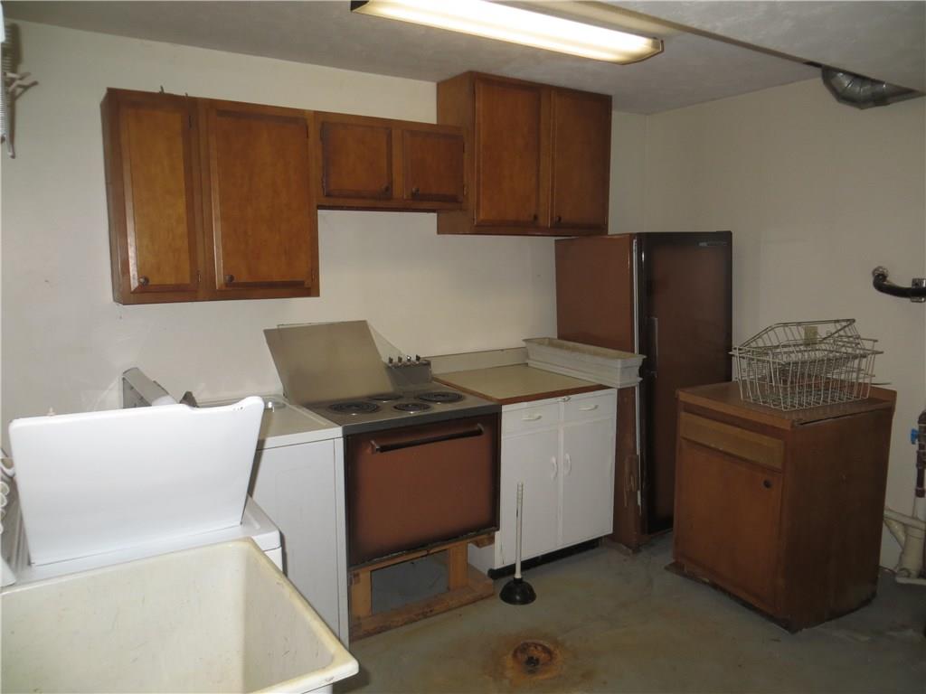 6440 Dixon Road Columbus, IN 47201 - Photo 18 of 38