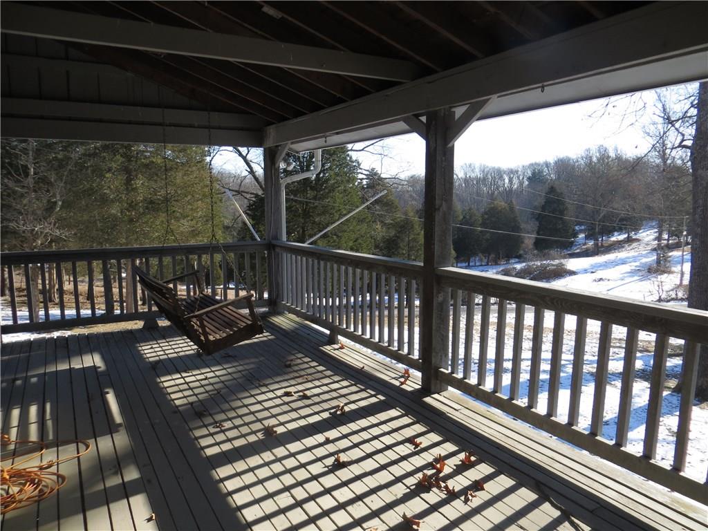 6440 Dixon Road Columbus, IN 47201 - Photo 4 of 38