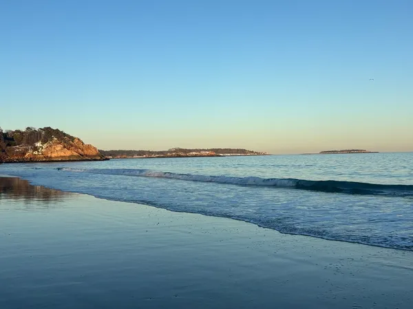 $1,190,000 | 7 Walker Road, Manchester, MA 01944