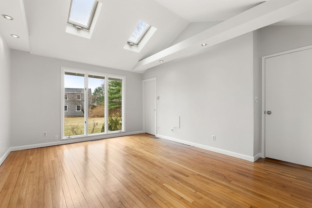 7 Walker Road Manchester, MA 01944 - Photo 8 of 25 Gallery Image 8