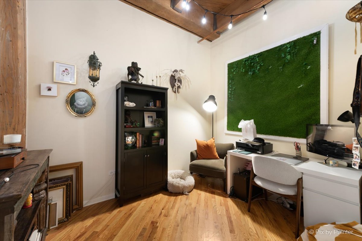 1040 West Adams Street, Unit 104 Chicago, IL 60607 - Photo 11 of 34