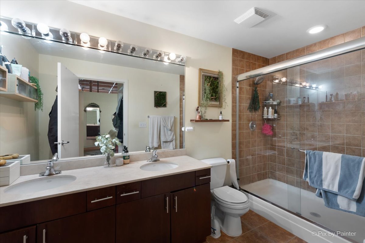 1040 West Adams Street, Unit 104 Chicago, IL 60607 - Photo 12 of 34
