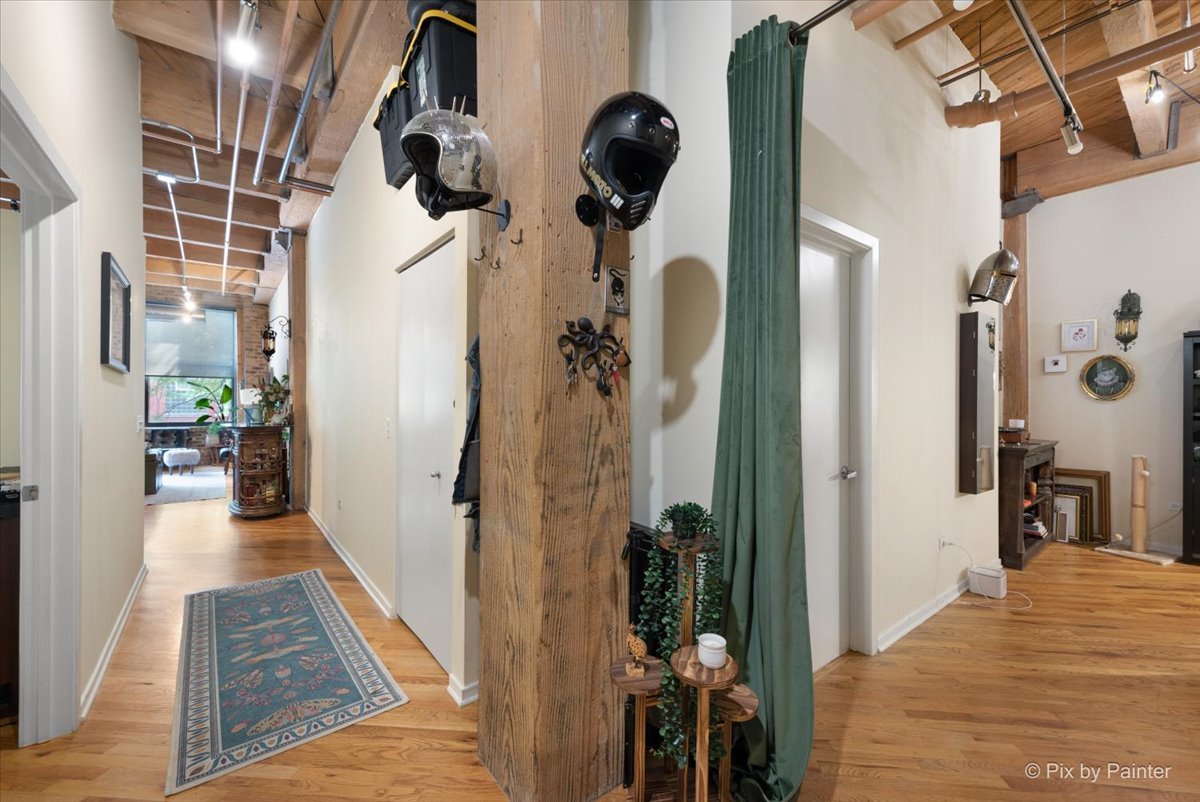 1040 West Adams Street, Unit 104 Chicago, IL 60607 - Photo 14 of 34