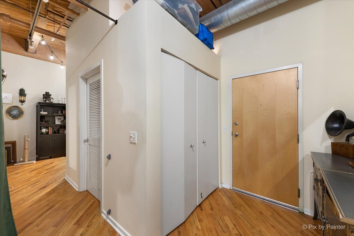 1040 West Adams Street, Unit 104 Chicago, IL 60607 - Photo 15 of 34