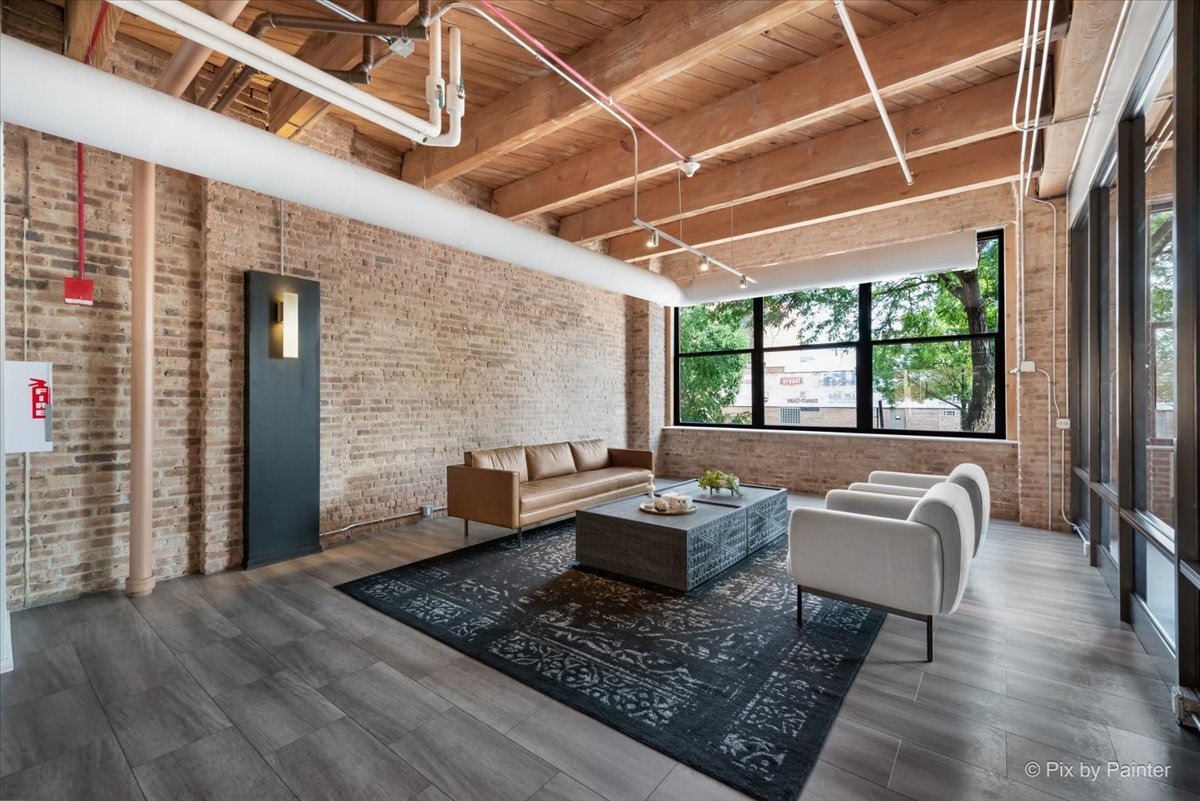 1040 West Adams Street, Unit 104 Chicago, IL 60607 - Photo 18 of 34