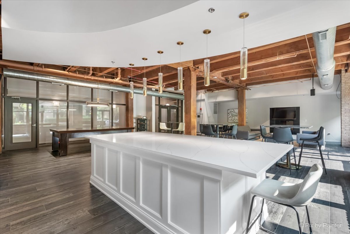 1040 West Adams Street, Unit 104 Chicago, IL 60607 - Photo 23 of 34