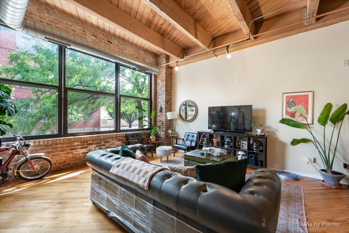 1040 West Adams Street, Unit 104 Chicago, IL 60607 - Photo 4 of 34