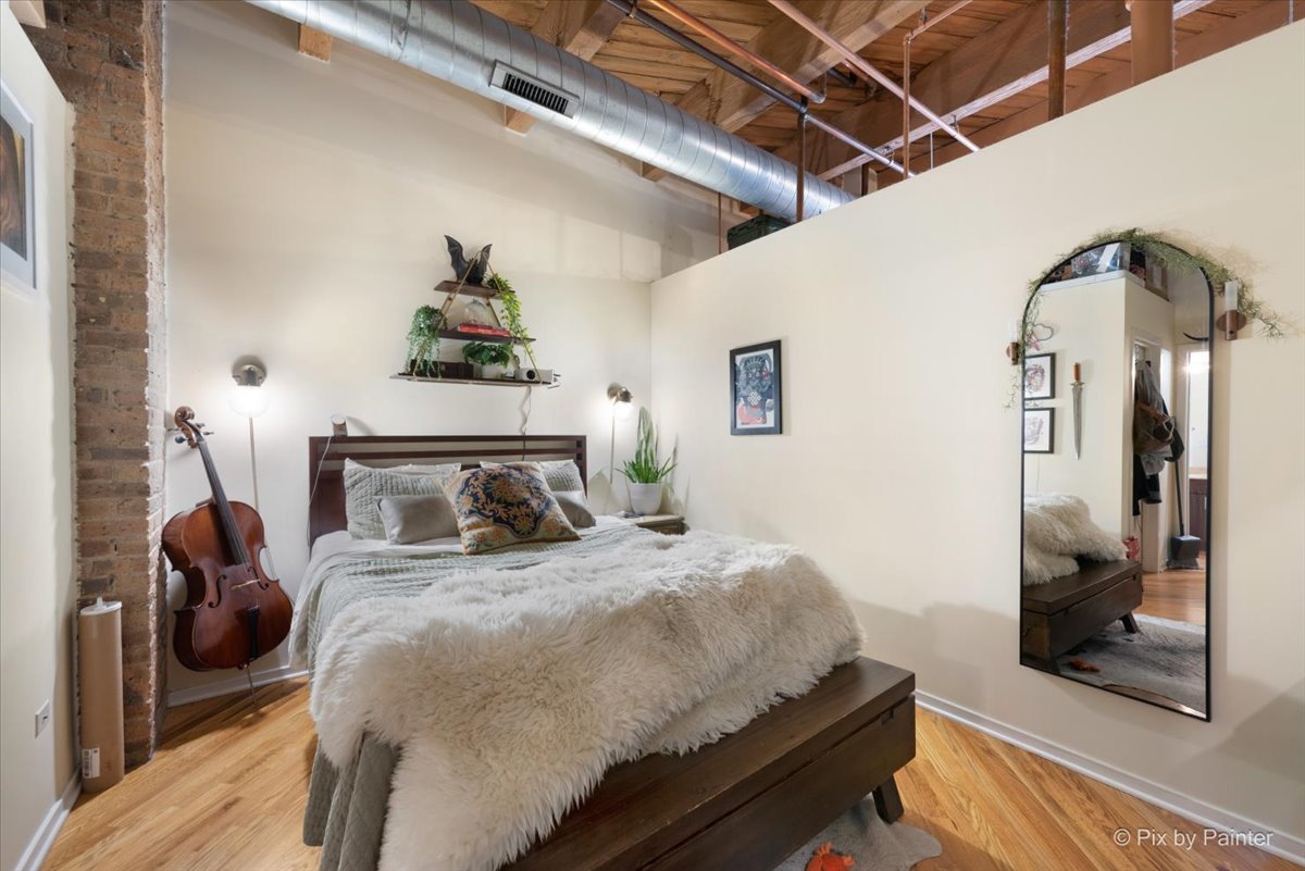 1040 West Adams Street, Unit 104 Chicago, IL 60607 - Photo 9 of 34