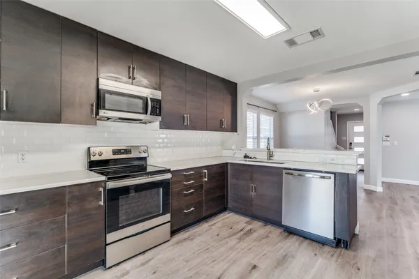$2,500 | 1408 Poppy Seed Lane, Austin, TX 78741