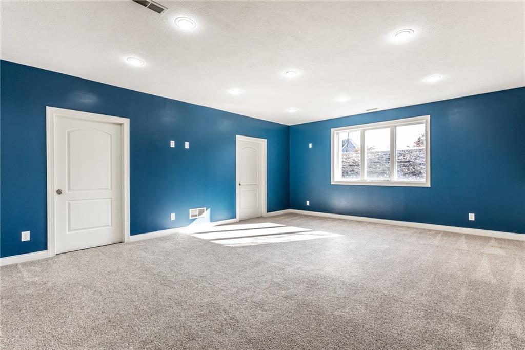 7725 Spring Ridge Drive Indianapolis, IN 46278 - Photo 38 of 42 Gallery Image 38