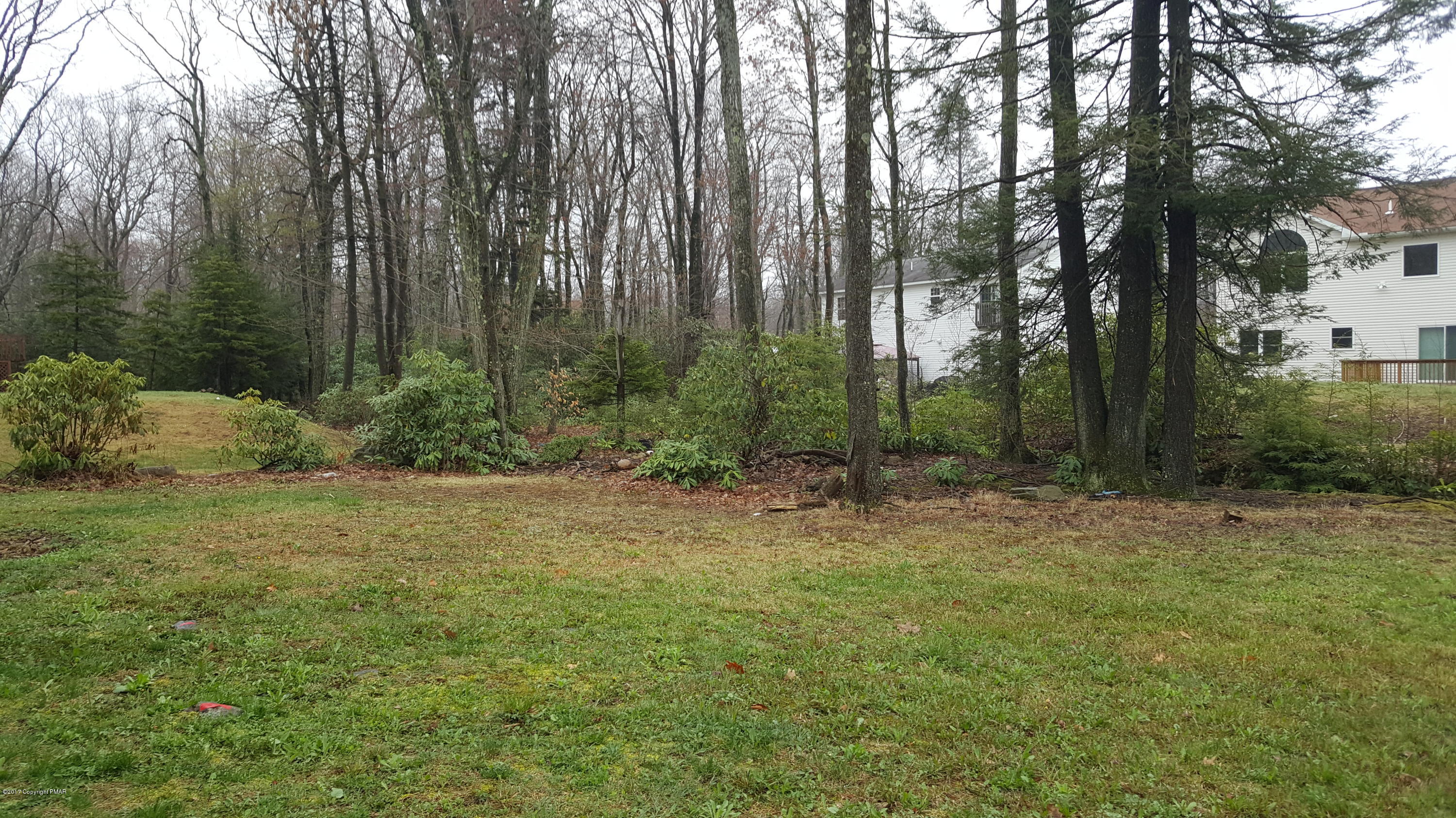 294 Coach Road Tobyhanna, PA 18466 - Photo 4 of 22 20170426_124157
