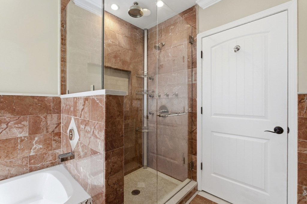 41 Stone Street, Unit 41 Walpole, MA 02081 - Photo 18 of 23