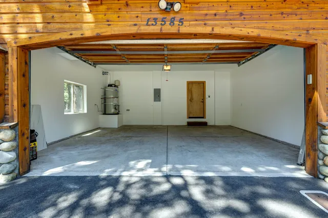 $1,650,000 | 13585 Northwoods Boulevard, Truckee, CA 96161