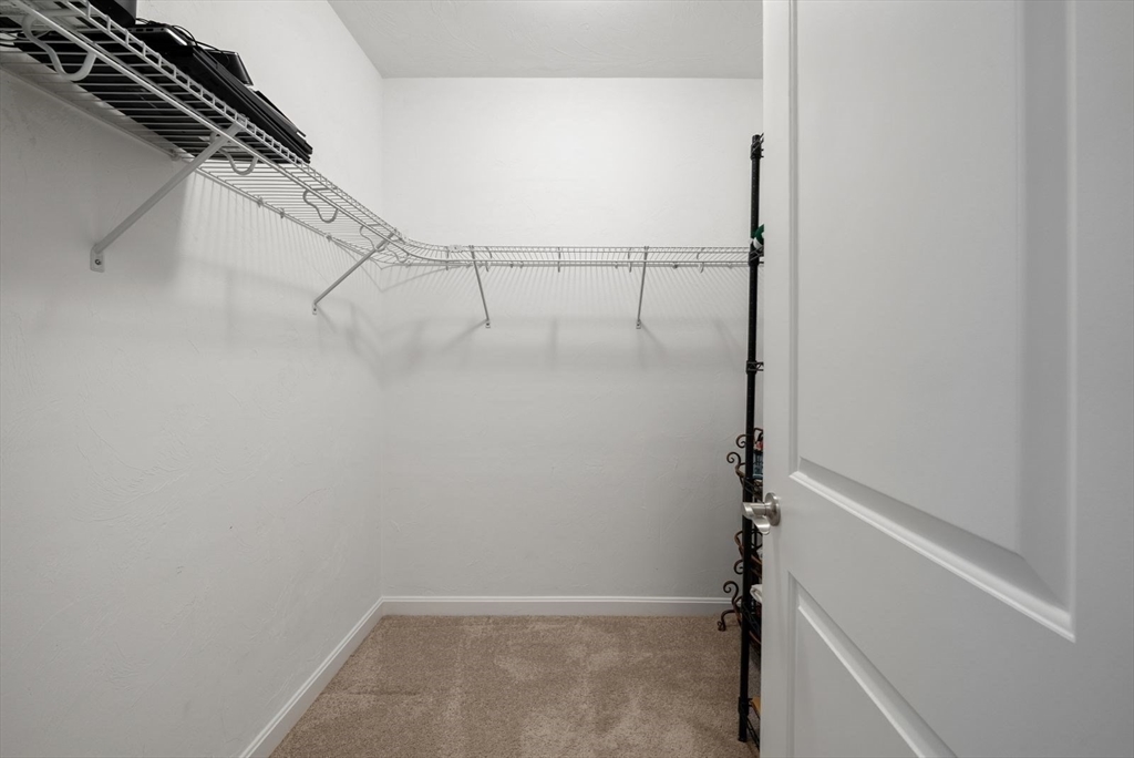 44 Mariners Way, Unit 44 Plymouth, MA 02360 - Photo 21 of 36 a view of small space