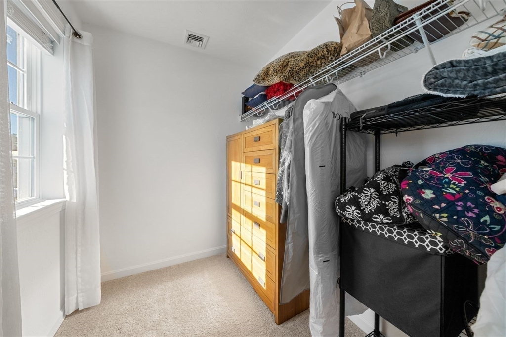 44 Mariners Way, Unit 44 Plymouth, MA 02360 - Photo 27 of 36 a view of small space