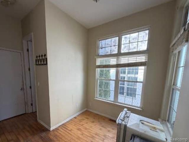 1219 Portsmouth Court Howell, MI 48843 - Photo 5 of 10 5.jpg