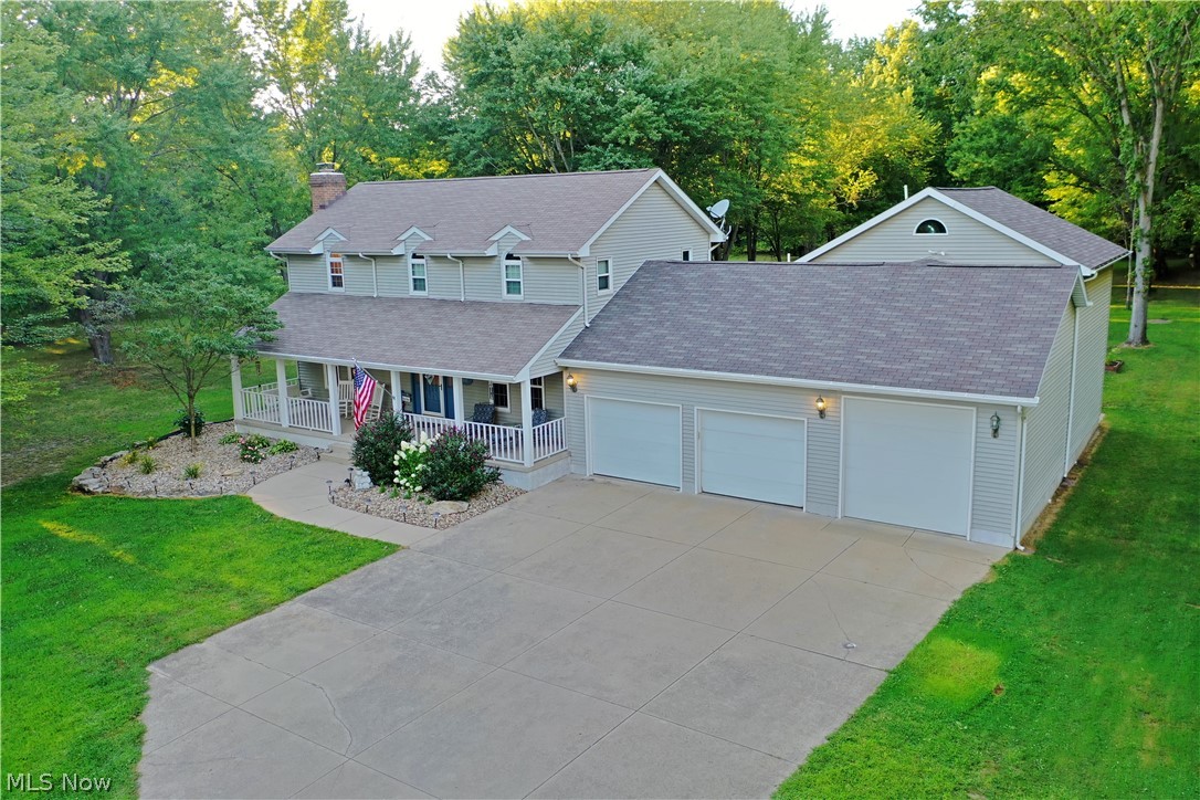 8817 Howland Springs Road Southeast Warren, OH 44484 - Photo 1 of 35 Gallery Image 1