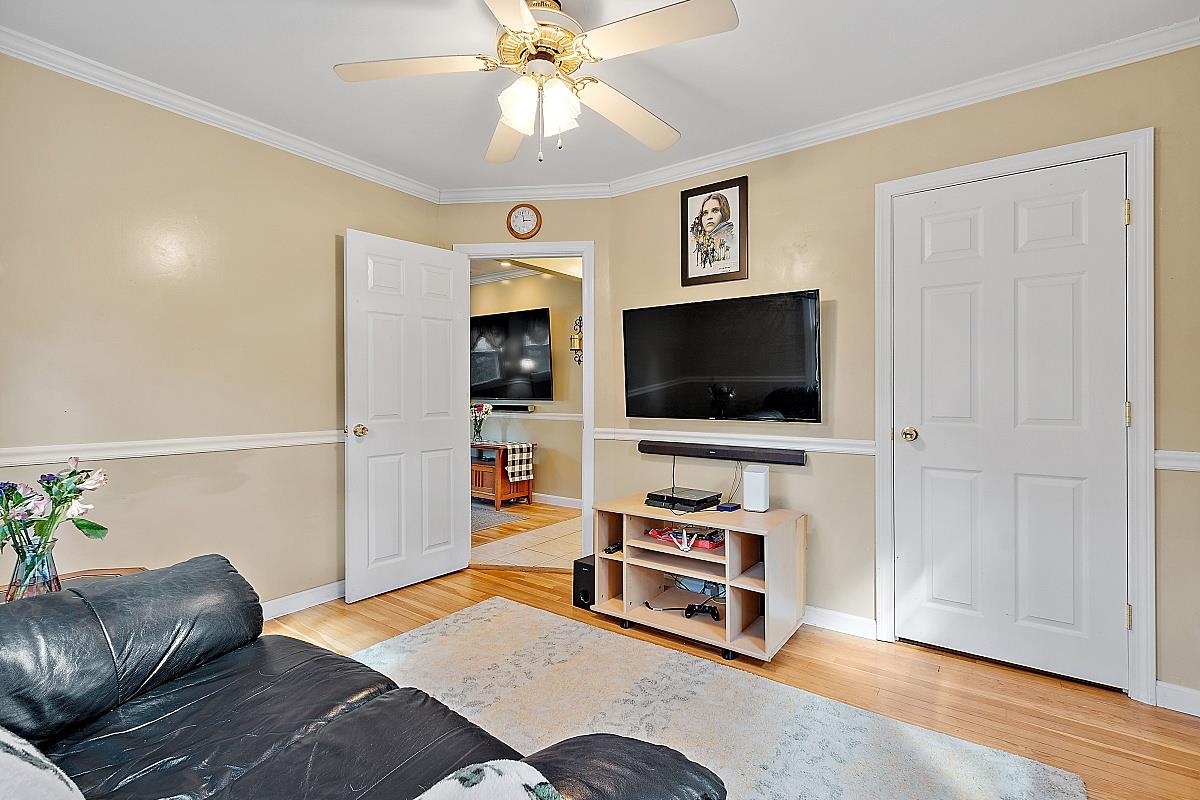 63 Tallant Road Pelham, NH 03076 - Photo 26 of 40