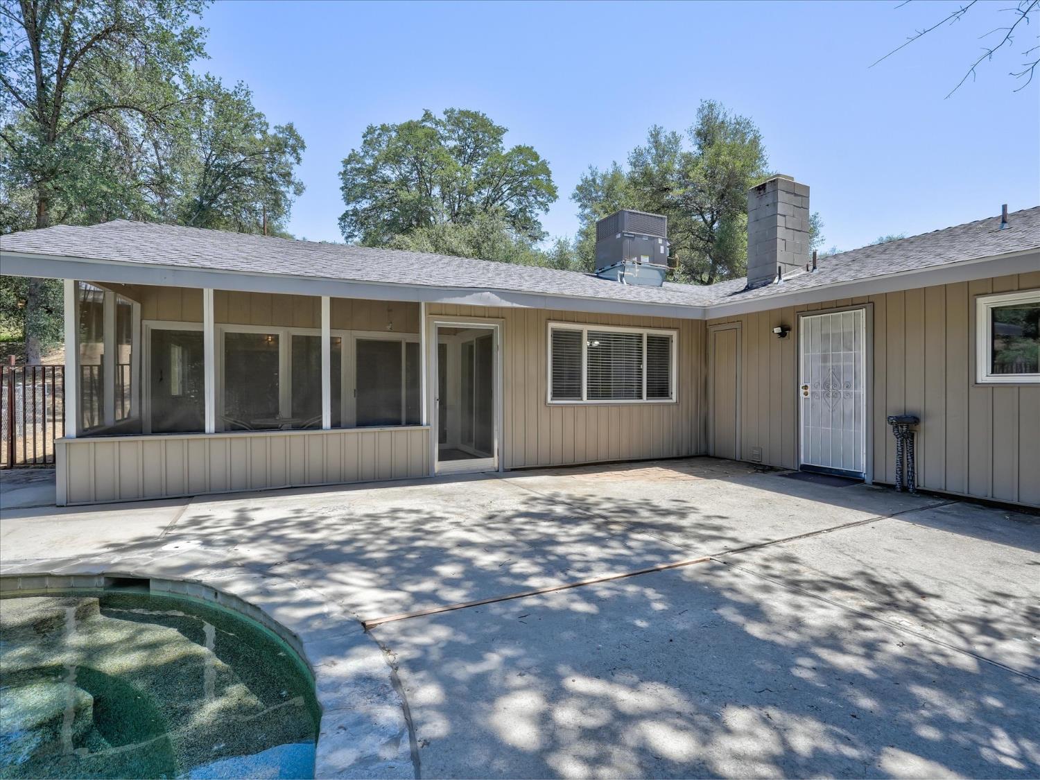 49020 Manzanita Road Oakhurst, CA 93644 - Photo 38 of 61