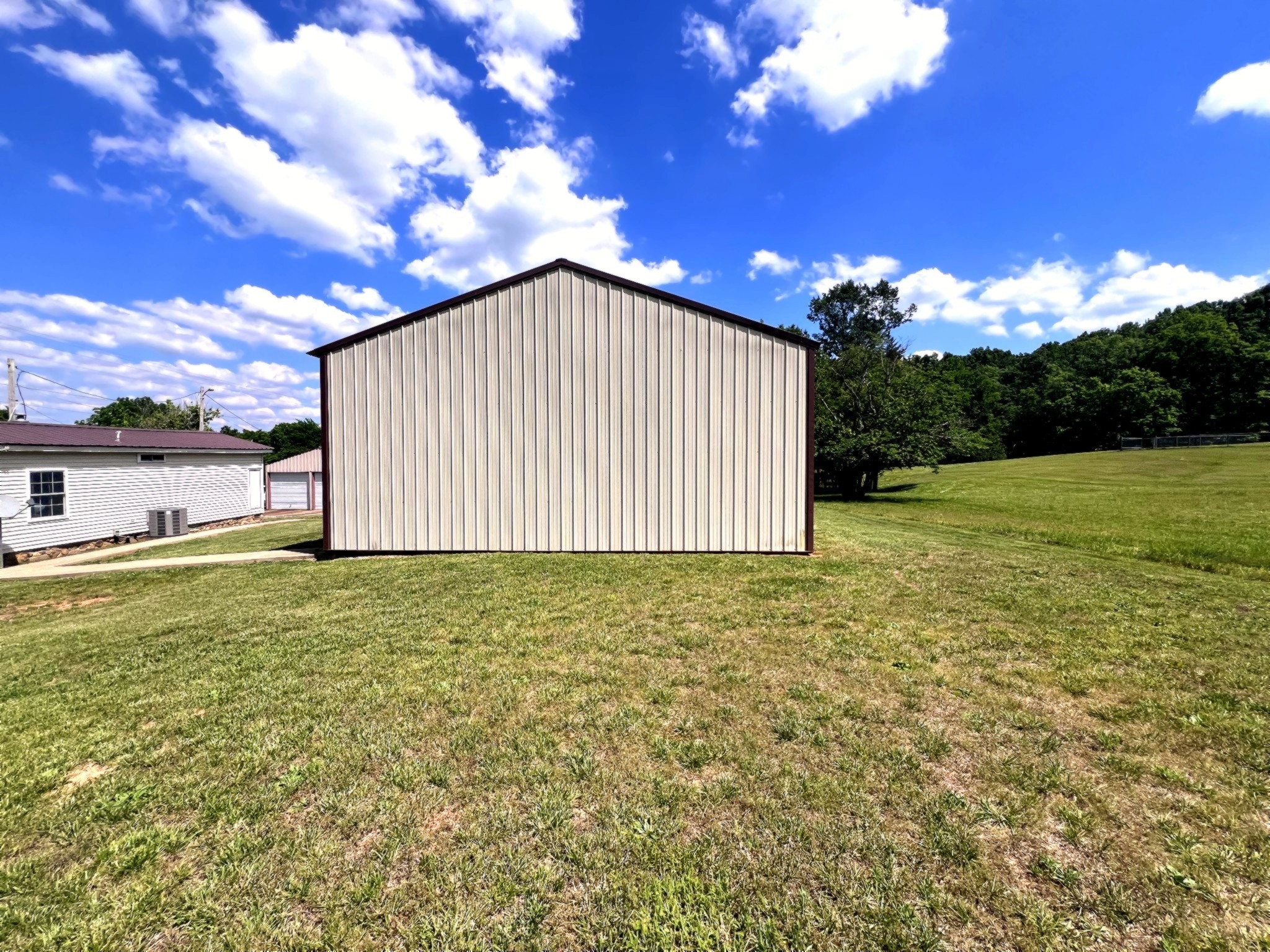 1133 Culps Bend Road Clifton, TN 38425 - Photo 23 of 51 a view of backyard
