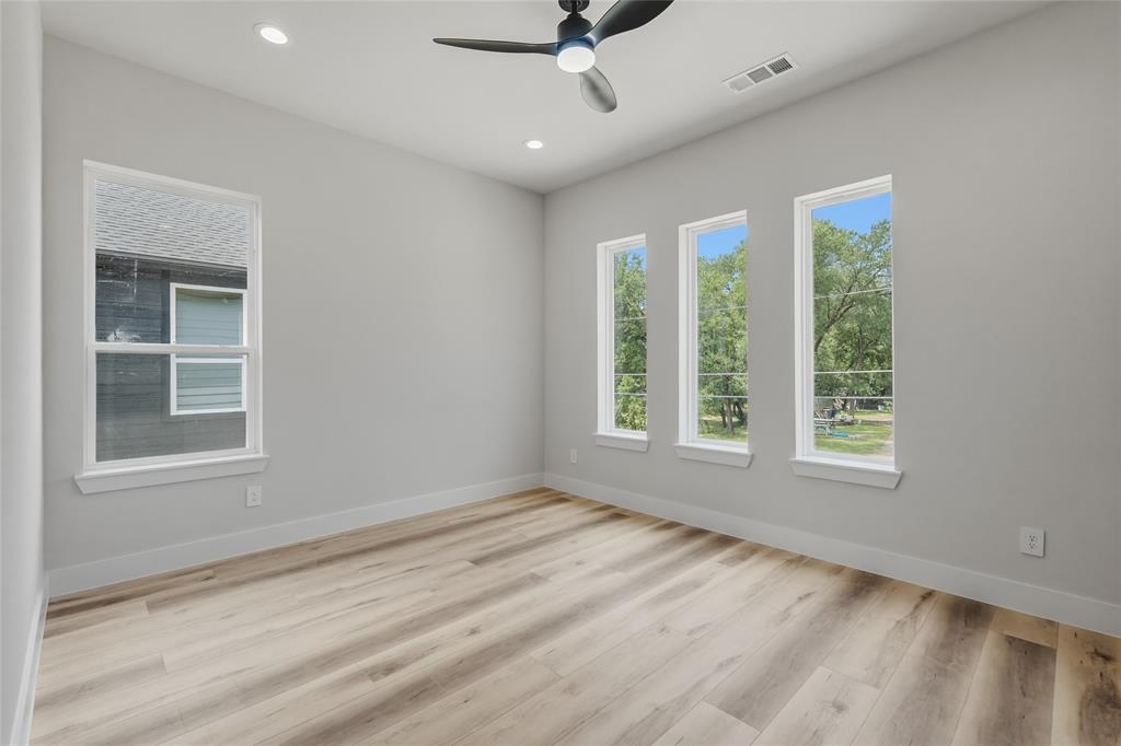 3914 Harlingen Street Dallas, TX 75212 - Photo 27 of 28 a view of an empty room with a window