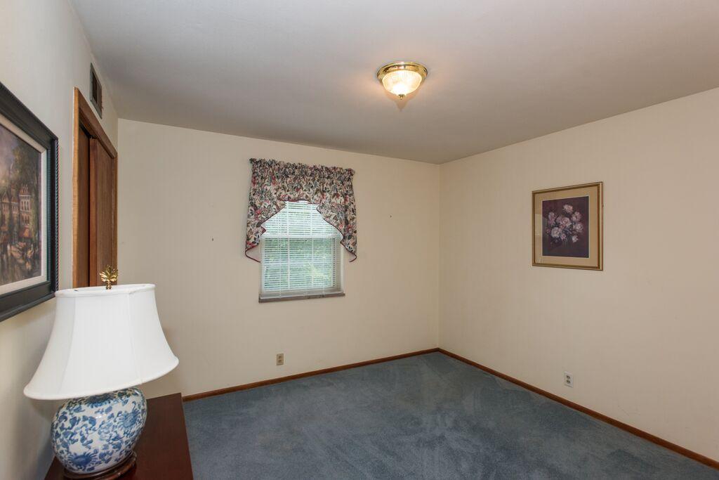 4605 Crestfield Road Knoxville, TN 37921 - Photo 17 of 28 BEDROOM 3, ANOTHER VIEW