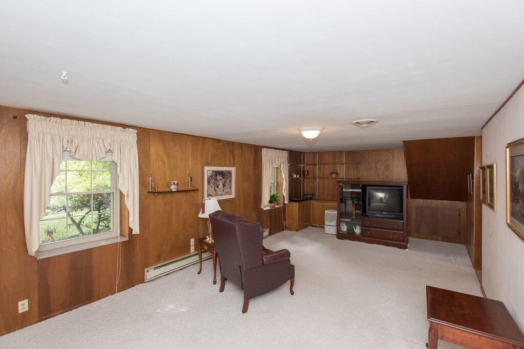 4605 Crestfield Road Knoxville, TN 37921 - Photo 23 of 28 FAMILY ROOM, ANOTHER VIEW
