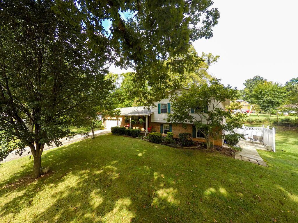 4605 Crestfield Road Knoxville, TN 37921 - Photo 28 of 28 c1