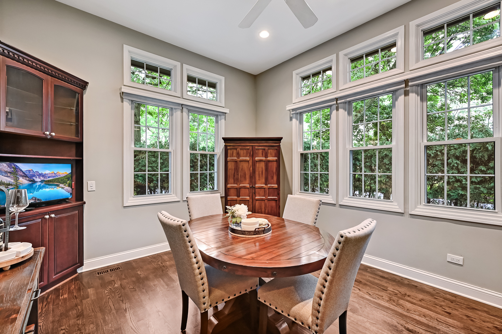 122 Northgate Place Burr Ridge, IL 60527 - Photo 11 of 40 Gallery Image 11