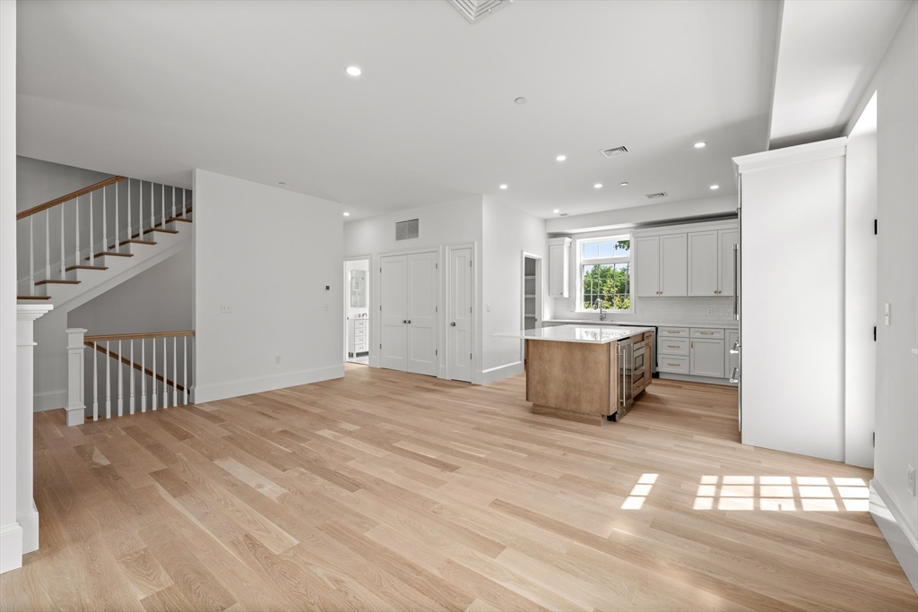 64 Pleasant Street, Unit B Marblehead, MA 01945 - Photo 5 of 37