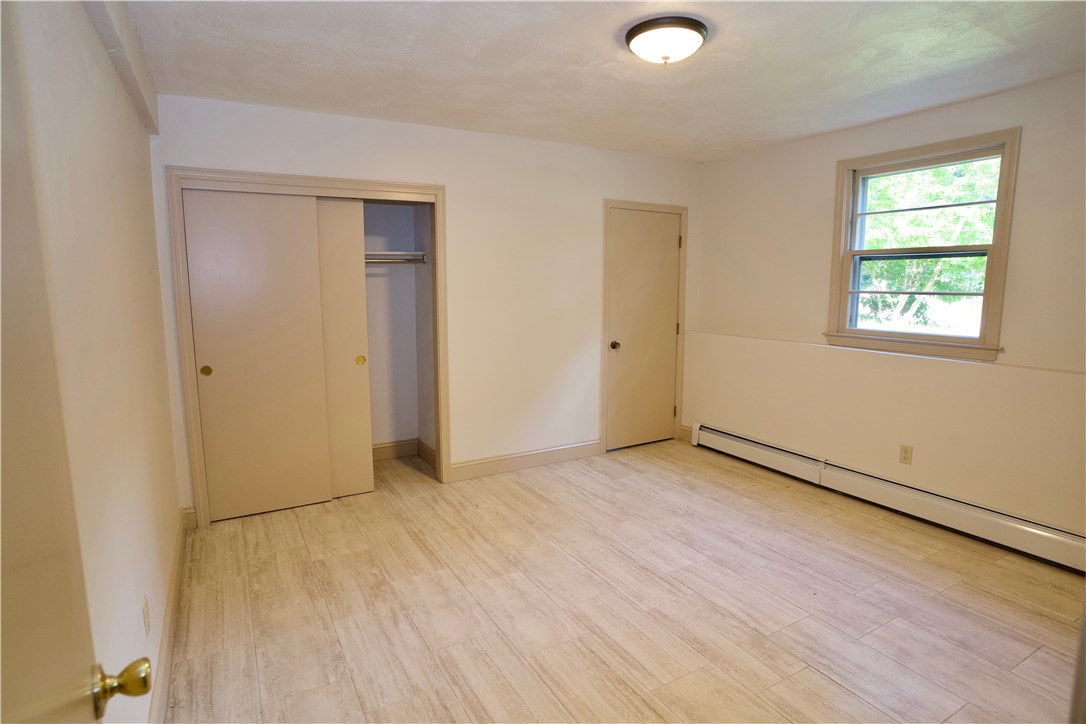 216 Cumberland Road Warwick, RI 02886 - Photo 11 of 17