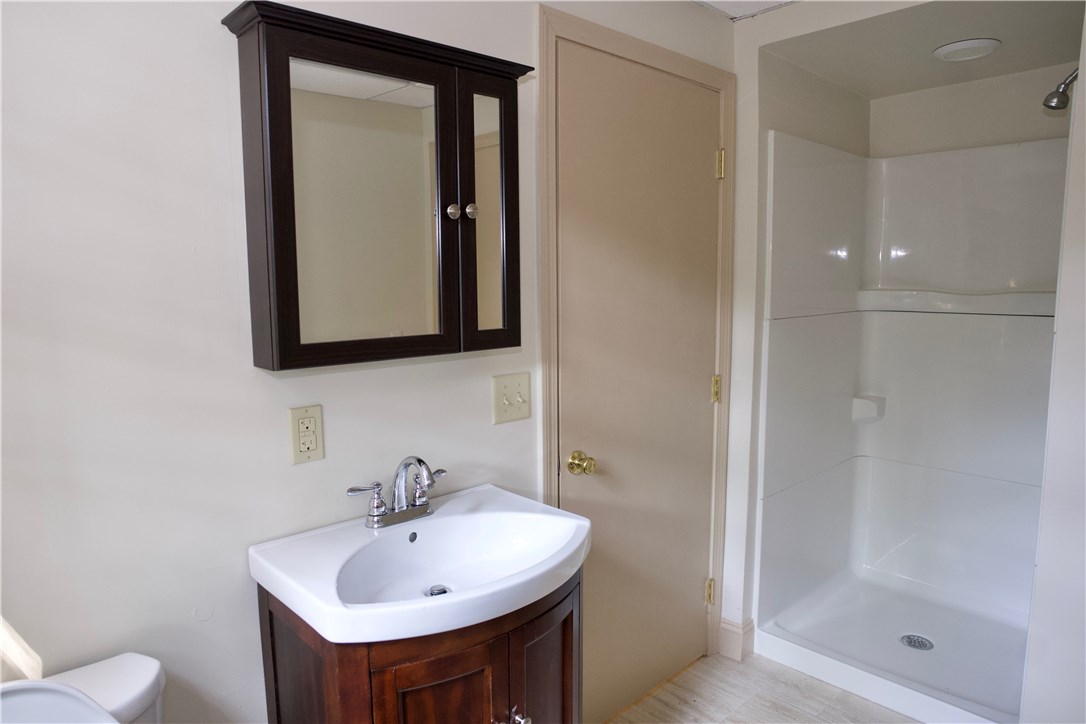 216 Cumberland Road Warwick, RI 02886 - Photo 14 of 17