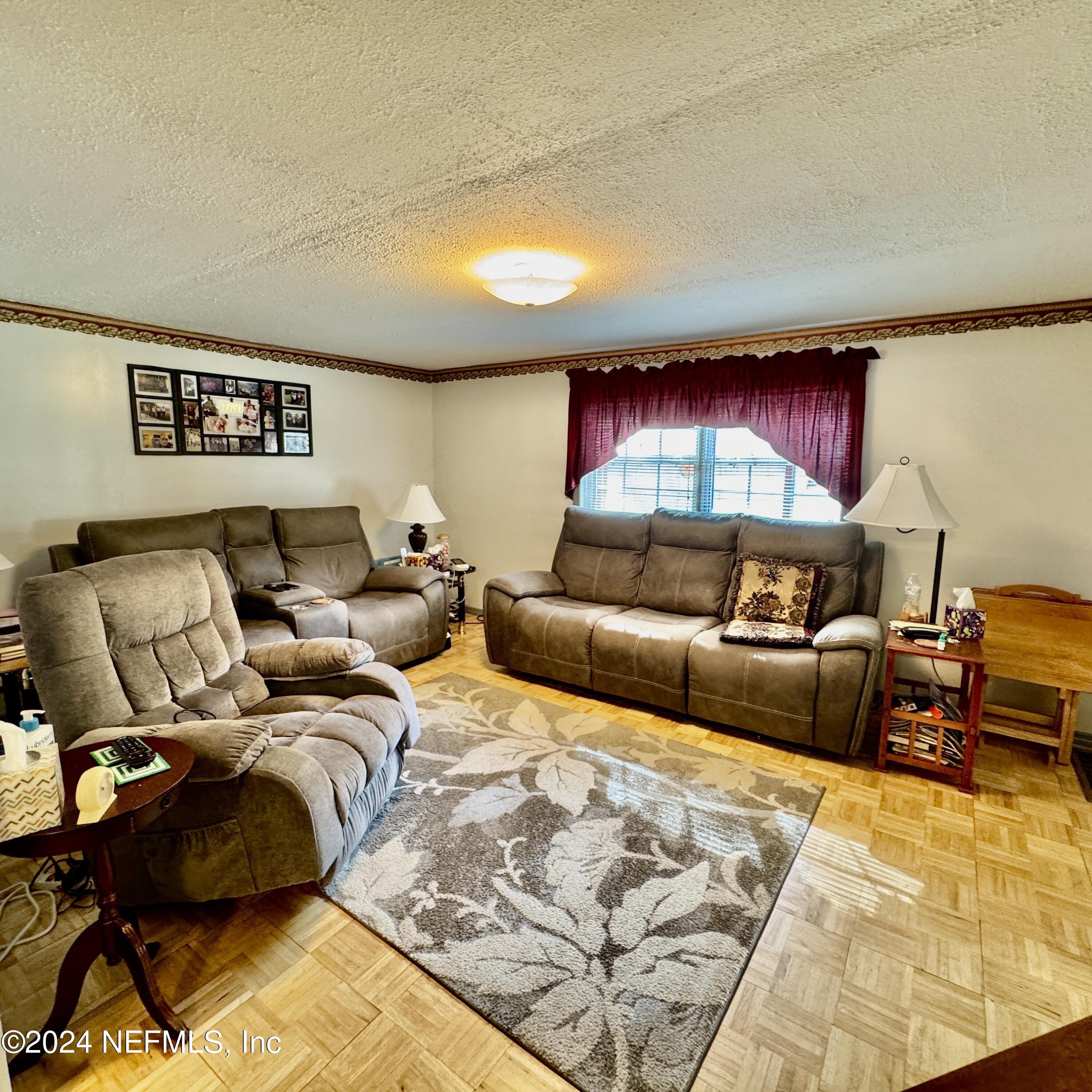 106 Helen Avenue Interlachen, FL 32148 - Photo 11 of 43 living room