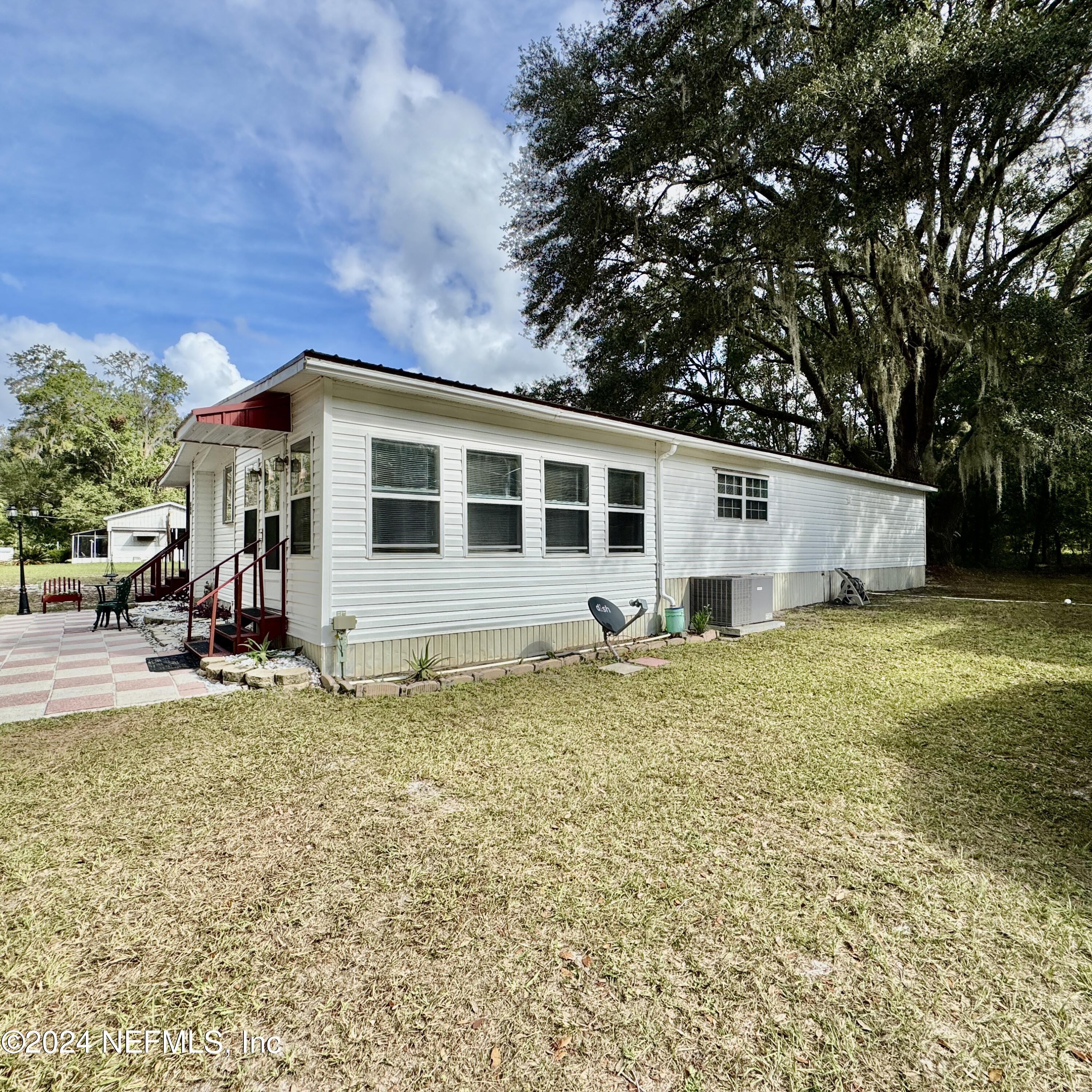 106 Helen Avenue Interlachen, FL 32148 - Photo 27 of 43 106 Helen Ave, Interlachen, FL