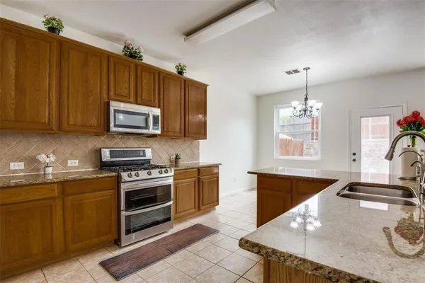 $3,295 | 9720 Kingsmill Drive, Plano, TX 75025