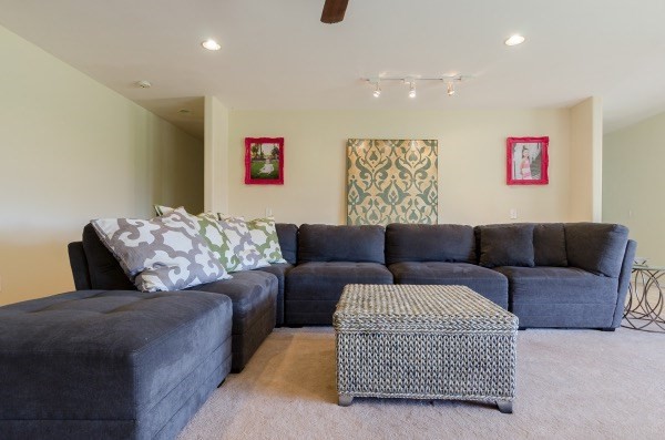 7935 Ulili Road Kekaha, HI 96752 - Photo 4 of 20 a living room with furniture and a couch