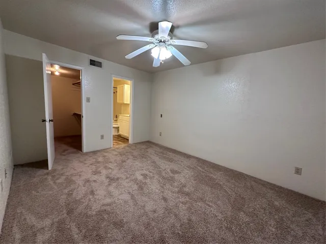 $1,145 | 9797 Leawood Boulevard, Unit 901, Houston, TX 77099