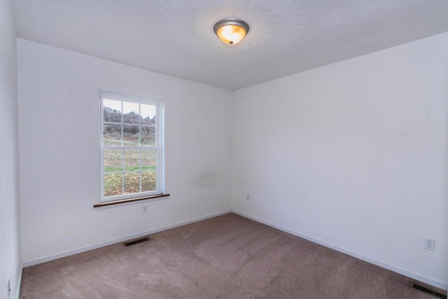 1257-1259 Grindstone Road Grindstone, PA 15442 - Photo 10 of 19 Gallery Image 10