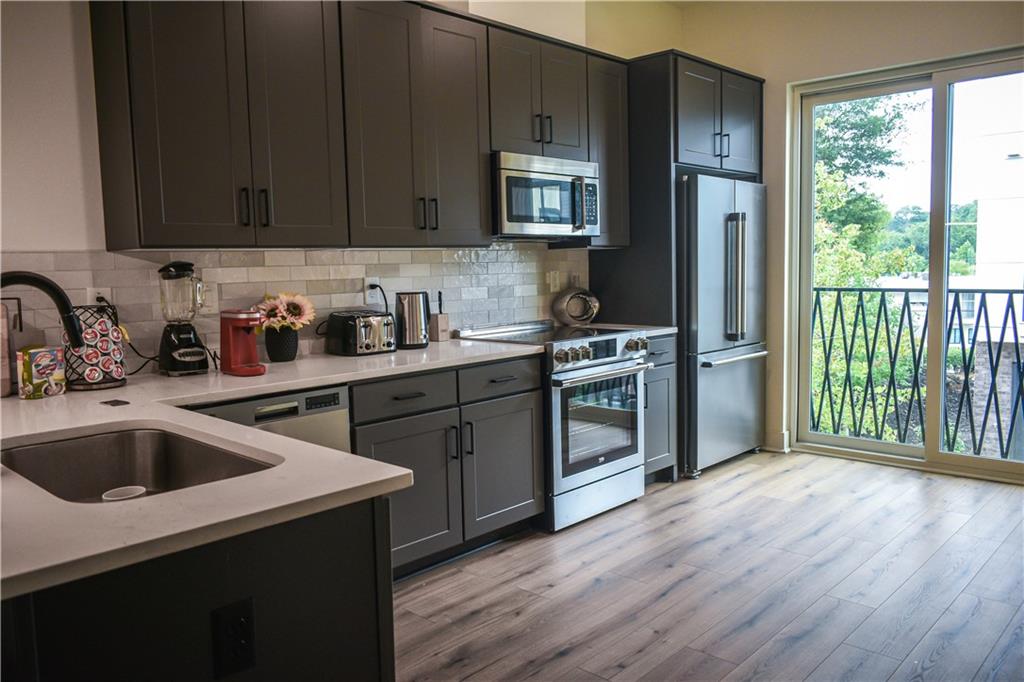 2199 Lenox Road Northeast, Unit 17 Atlanta, GA 30324 - Photo 4 of 33