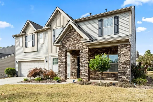 $525,000 | 14706 Metaghan Court, Charlotte, NC 28278