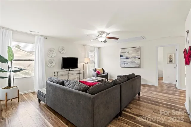 $525,000 | 14706 Metaghan Court, Charlotte, NC 28278